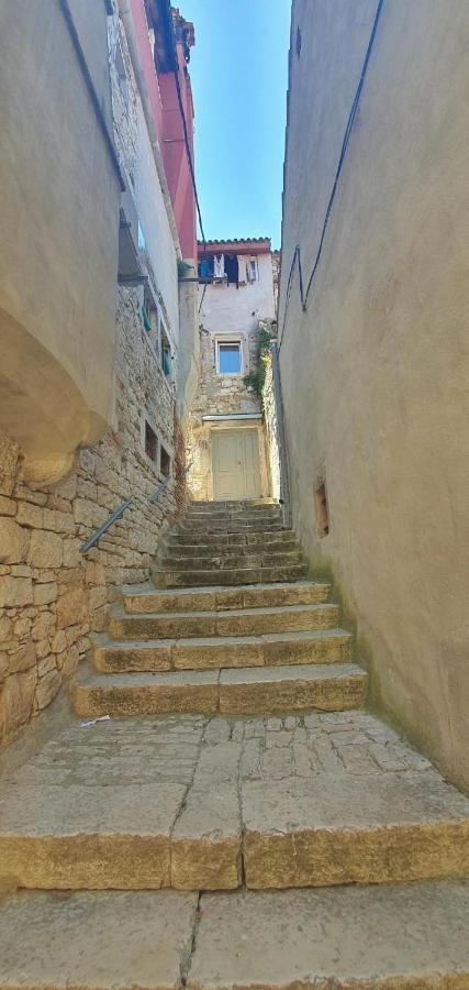 Modern Stairs Διαμέρισμα Ρόβινι Εξωτερικό φωτογραφία